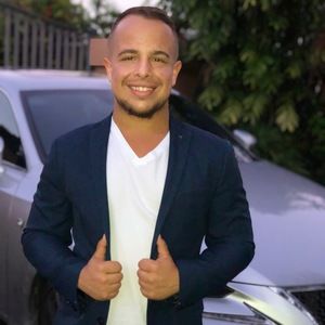 Meet your Posher, Daniel